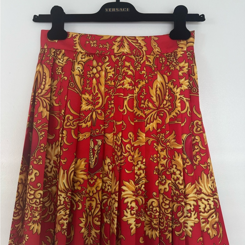 Versace Red and Gold Baroque Midi pleated Skirt size 38